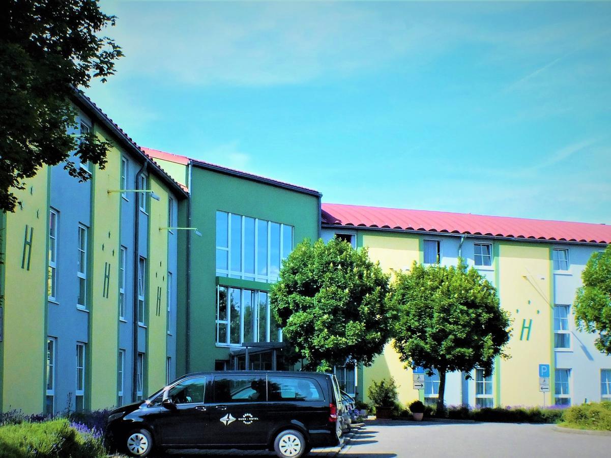 Highway Hotel Herbolzheim Ngoại thất bức ảnh